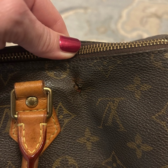 Louis Vuitton Monogram Canvas large Speedy purse - Not included on sale. - Picture 6 of 16